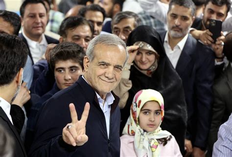 The 2017 Iranian Presidential Election: A Turning Point for Reformist Hopes and Youth Engagement